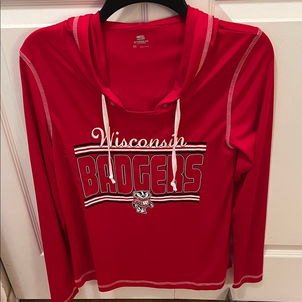 NWT Stadium Athletics Red Wisconsin Badgers Women’s Hoodie